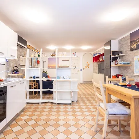 Marinautica Sea Cottage Sorrento